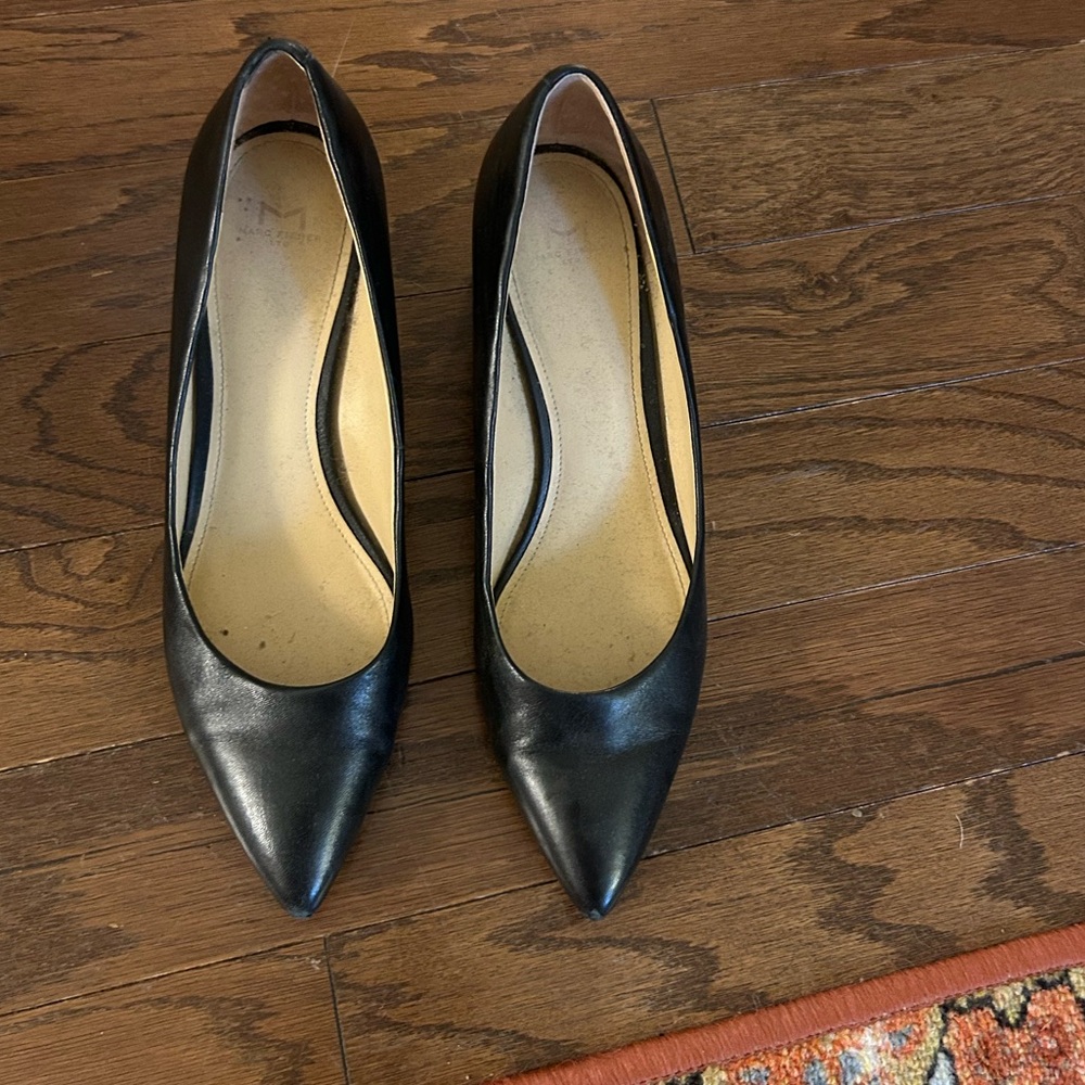 Marc Fisher block heel black leather pumps